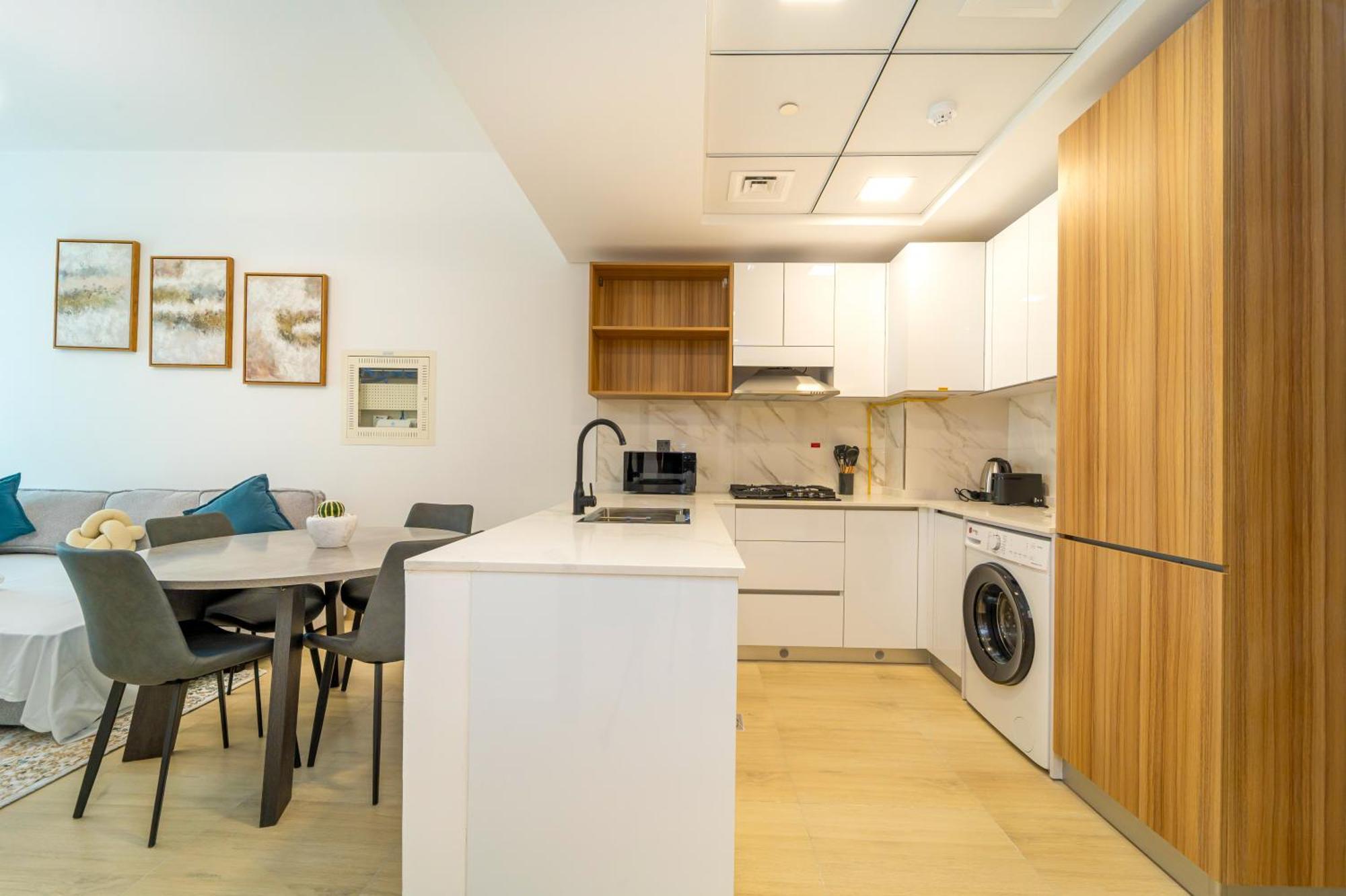 New Contemporary Lux And Pool & Kids Amenities In Jvc *